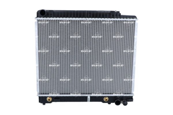 RADIATEUR MERCEDES-BENZ 300-Series 3.0D 79-