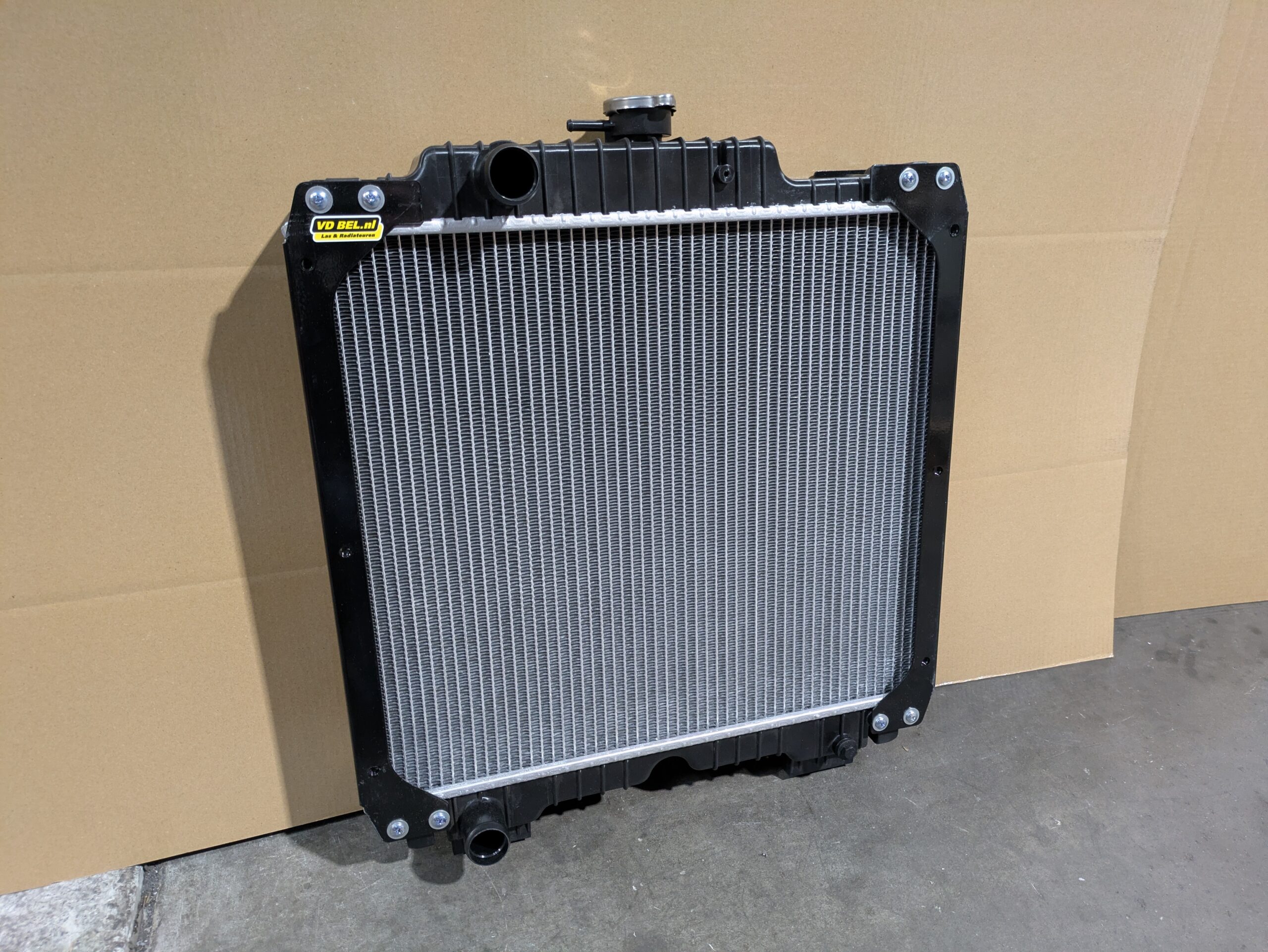 Radiateur Perkins trekker | Van der Bel Radiateurenbedrijf Radiateur Perkins trekker