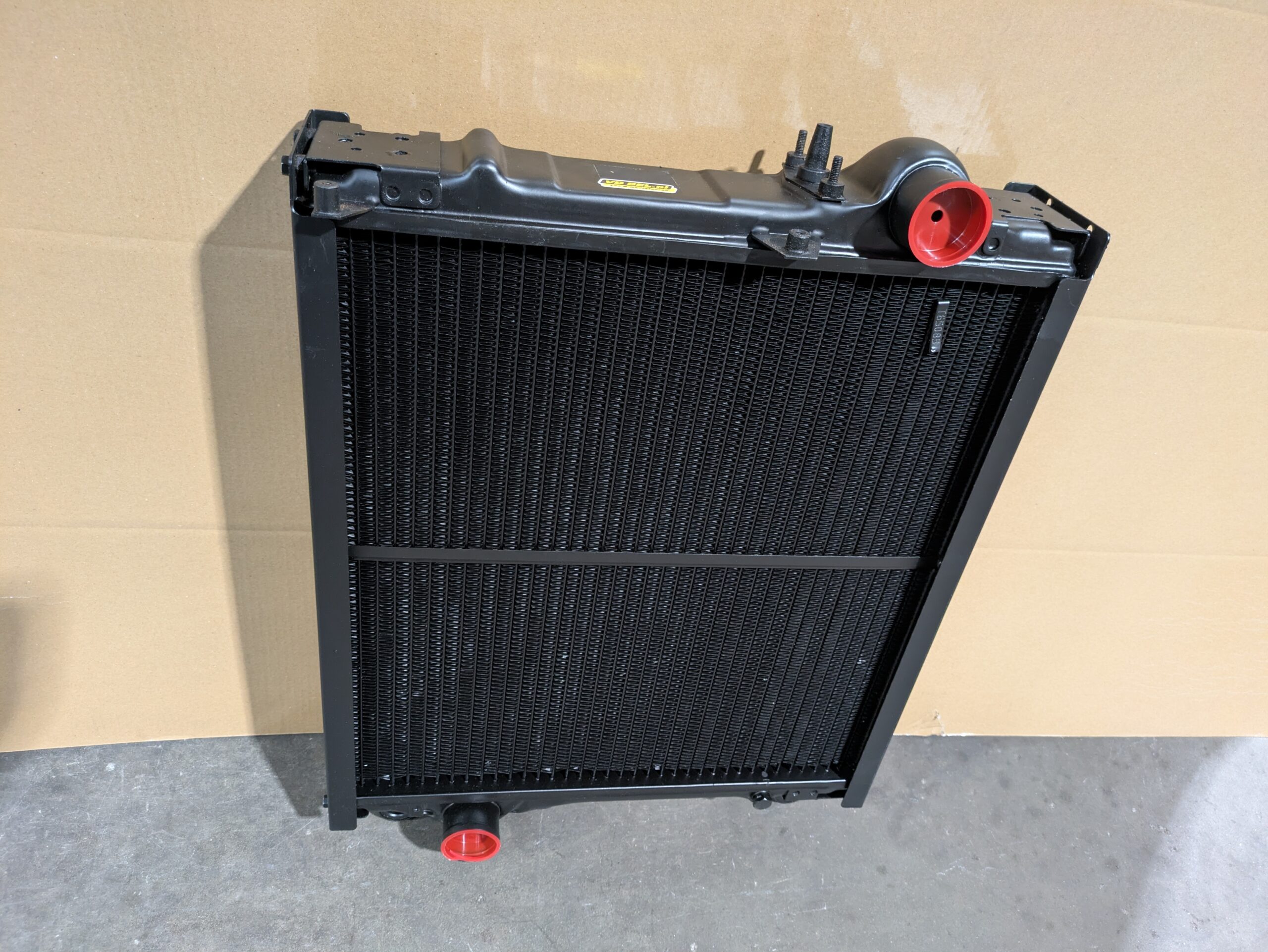 Radiateur John Deere 2450 | Van der Bel Radiateurenbedrijf Radiateur John Deere 2450