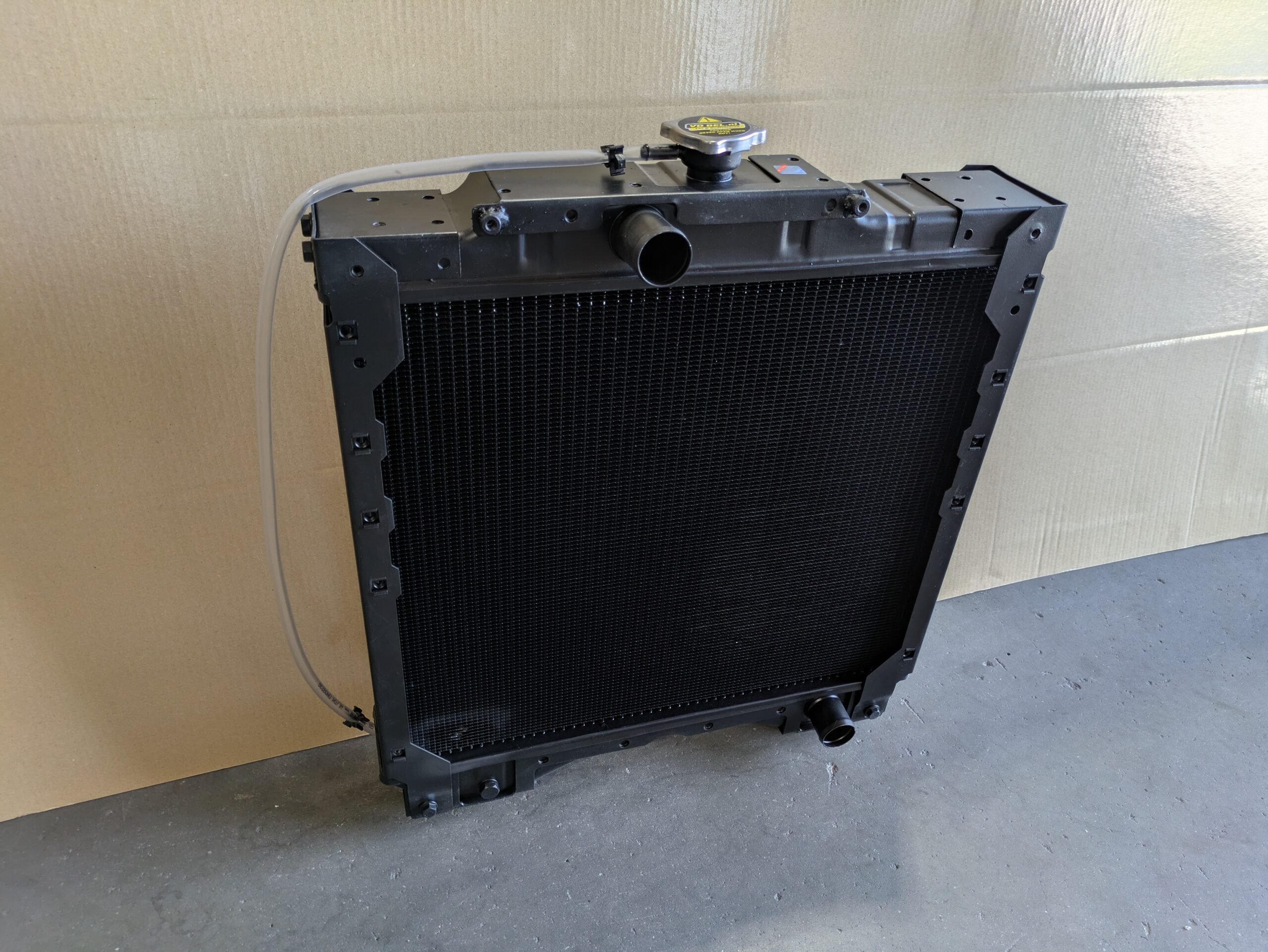 Radiator New Holland TL TN TN-A | Van der Bel Radiateurenbedrijf Radiator New Holland TL TN TN-A