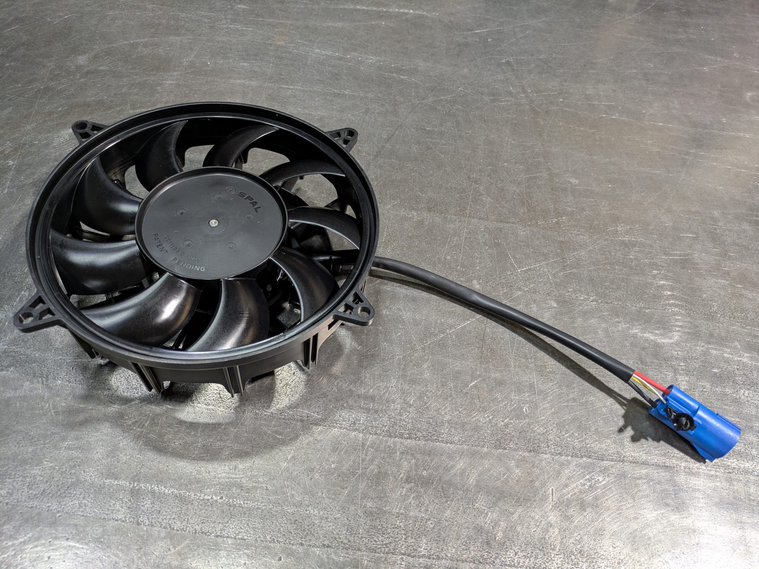 spal PWM ventilator 255mm | Van der Bel Radiateurenbedrijf spal PWM ventilator 255mm - Afbeelding 2