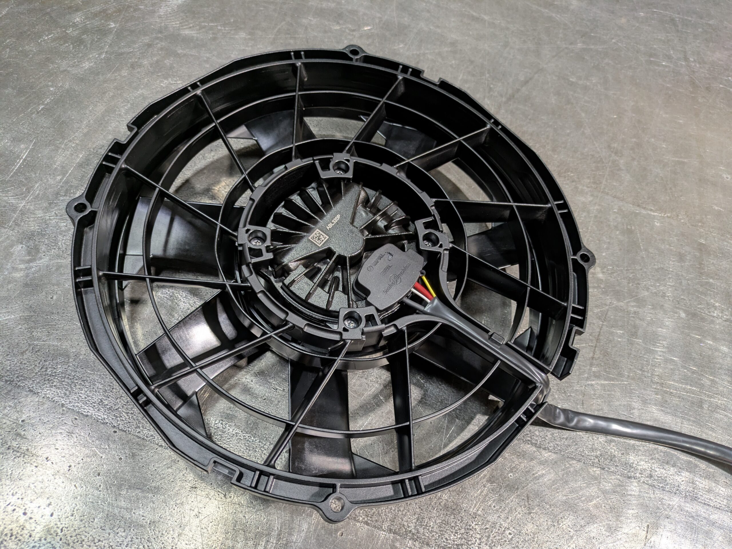 spal PWM ventilator 305mm | Van der Bel Radiateurenbedrijf spal PWM ventilator 305mm