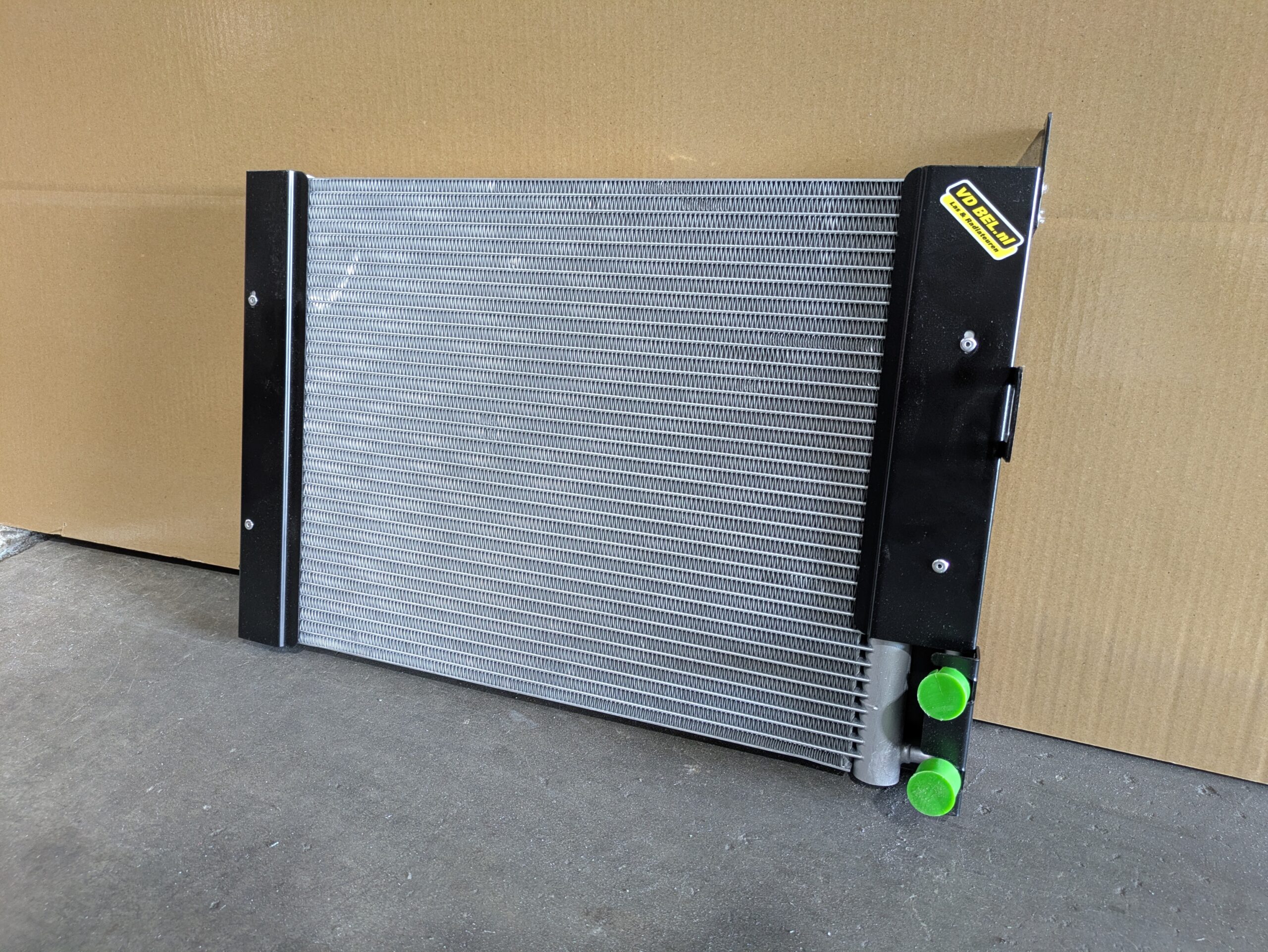 Condensor Case New Holland - 87542953 | Van der Bel Radiateurenbedrijf Condensor Case New Holland - 87542953