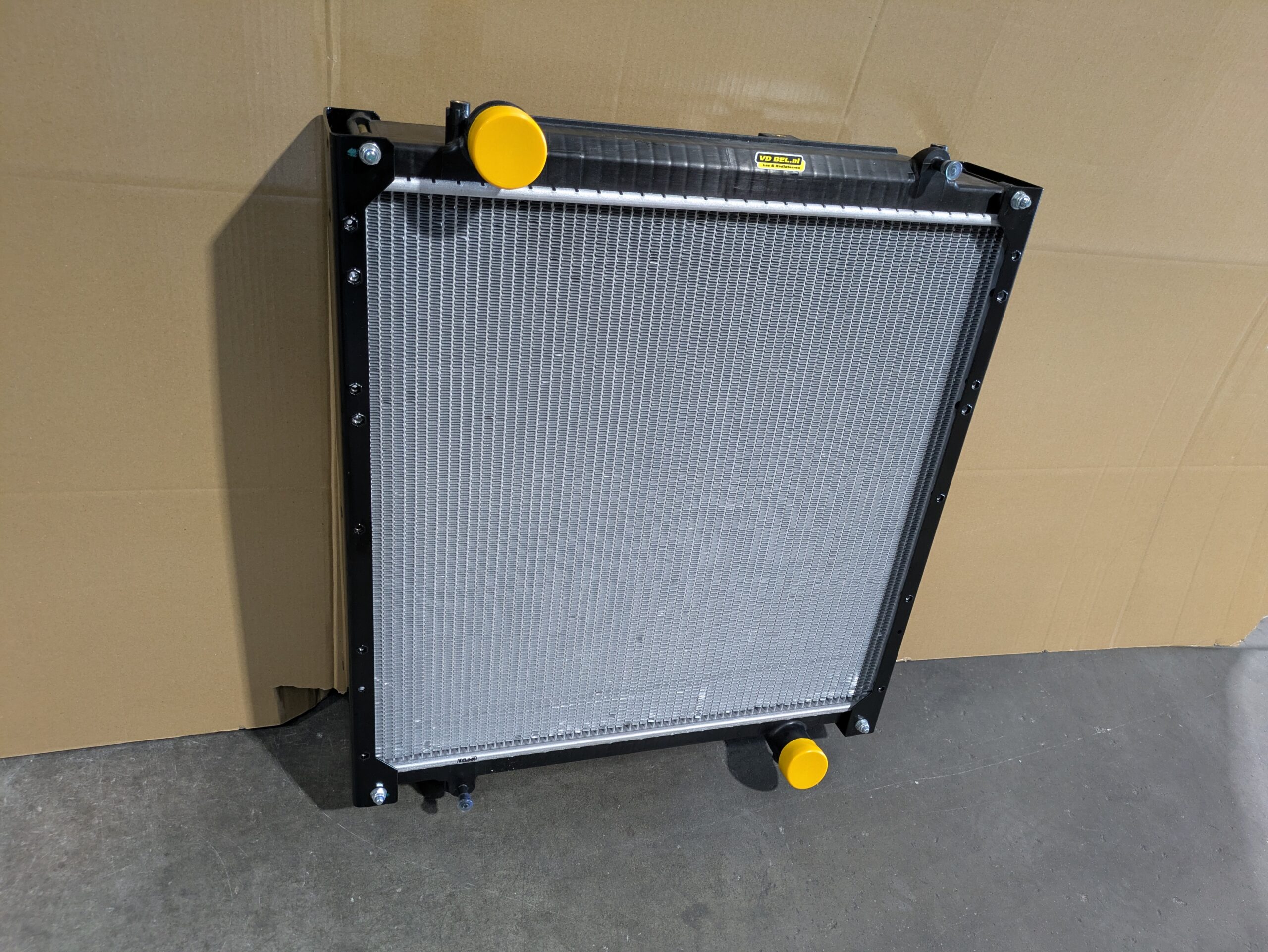 Fendt Vario 512 Radiator - G438200050110 G416200050100 G438200050100 | Van der Bel Radiateurenbedrijf Fendt Vario 512 Radiator - G438200050110 G416200050100 G438200050100